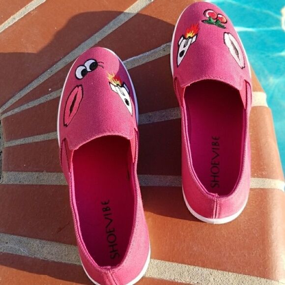 Pink casual canvas embroidered slip on shoes - Picture 4 of 8